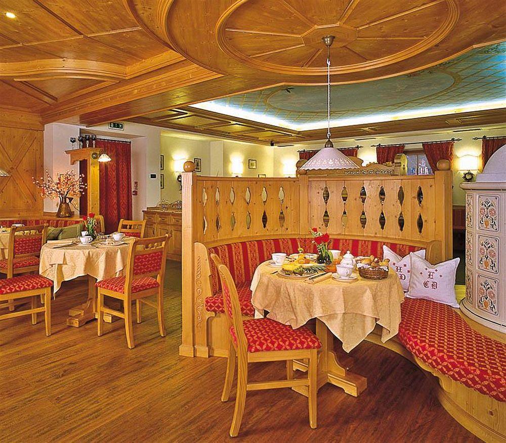 Hotel Garni Carpe Diem Віго-ді-Фасса Екстер'єр фото